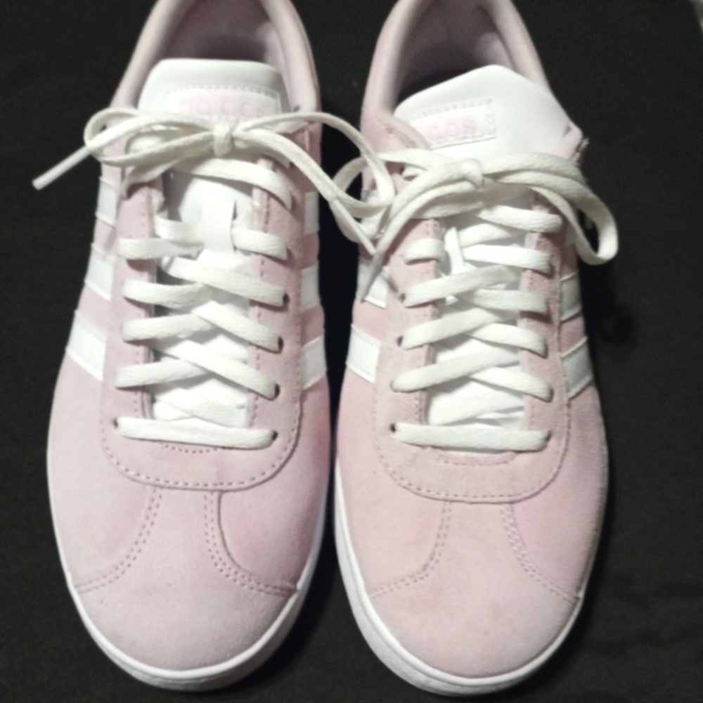 Adidas light pink suede tennis shoes sz 8 1/2